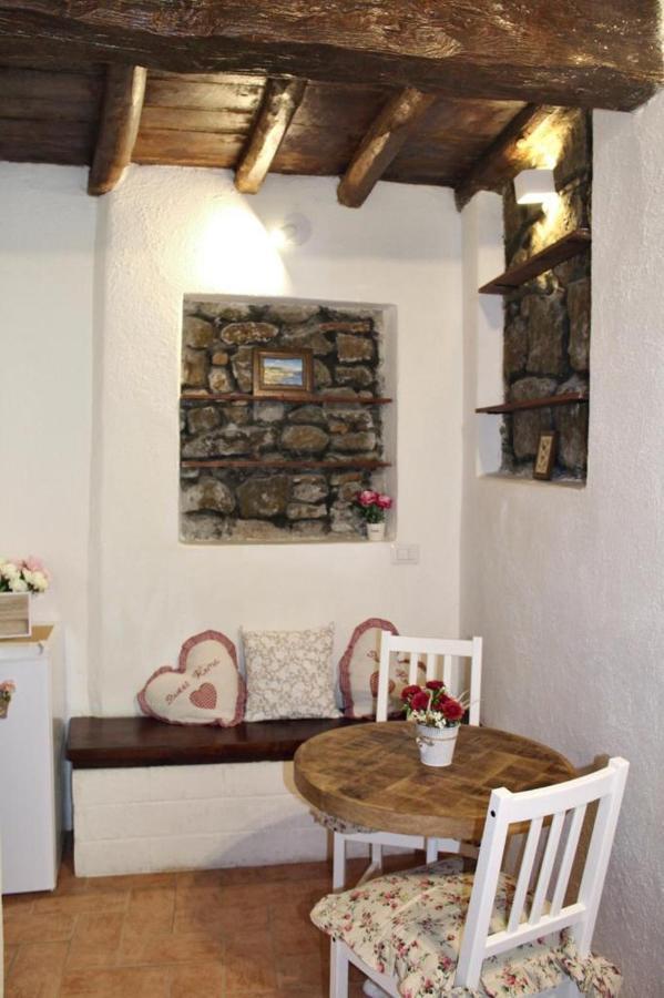 Torre Iolanda Bed & Breakfast Campagnano Di Roma Luaran gambar