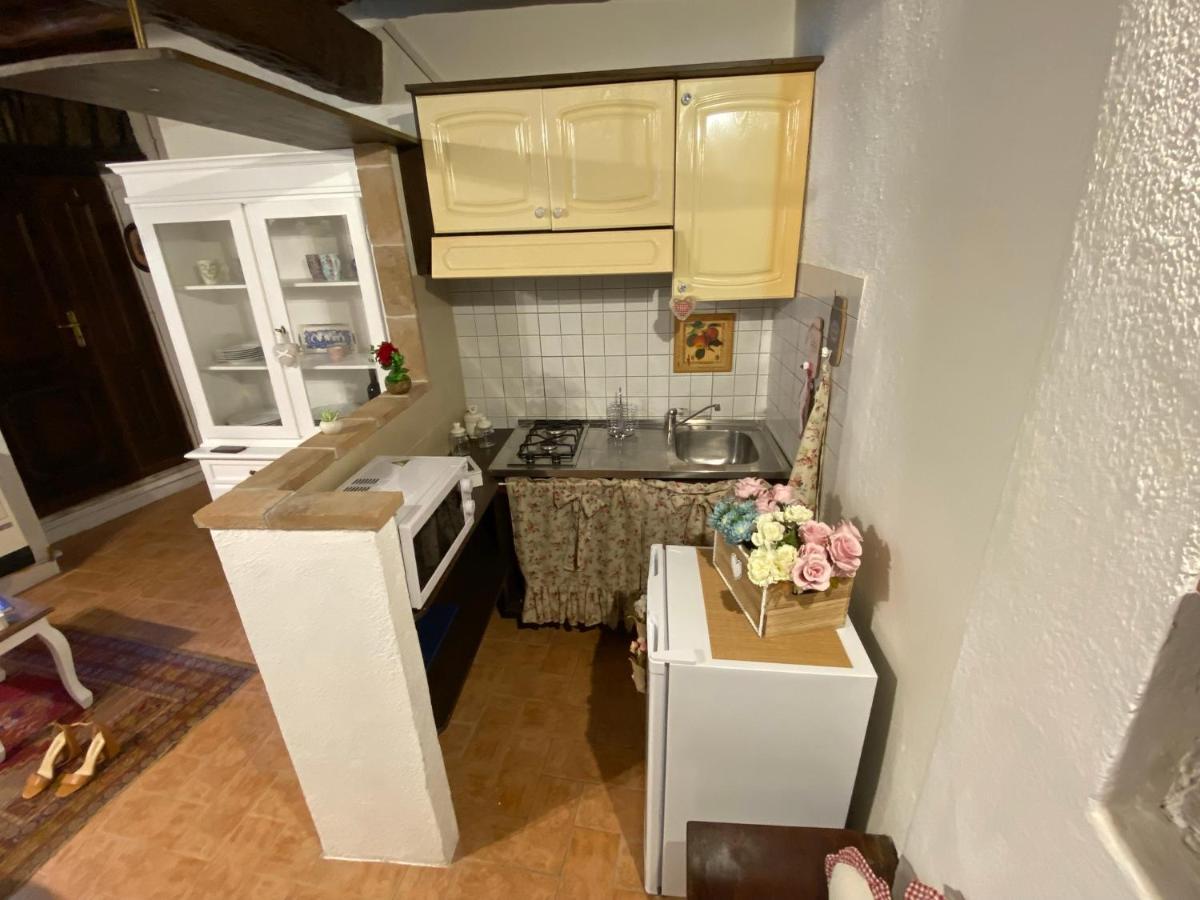 Torre Iolanda Bed & Breakfast Campagnano Di Roma Luaran gambar